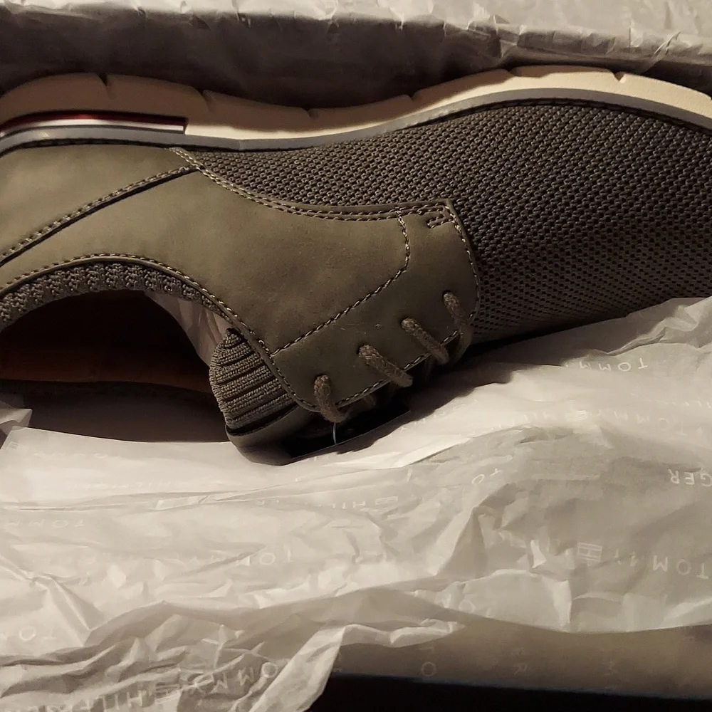 Tommy Hilfiger Men's Winner Casual Lace up Oxfords Men's Shoes - Picture 7 of 9